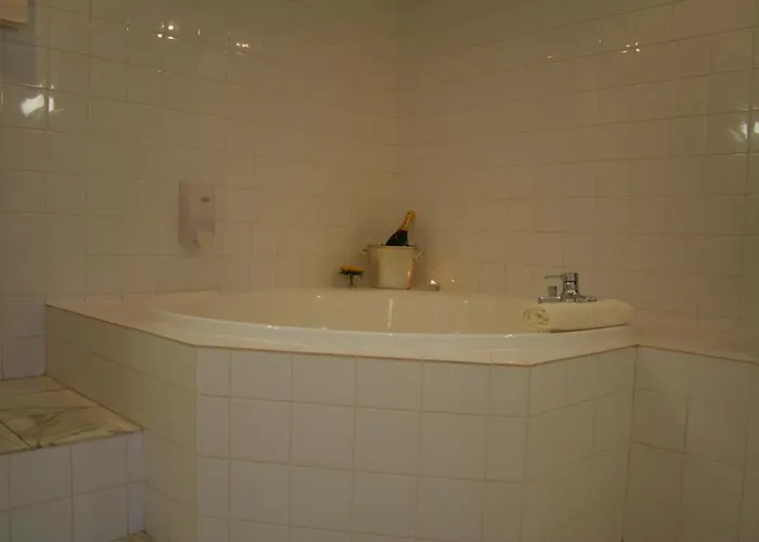 Hotel De Collse Hoeve 3*